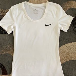 NIKE DRI-FIT TOP